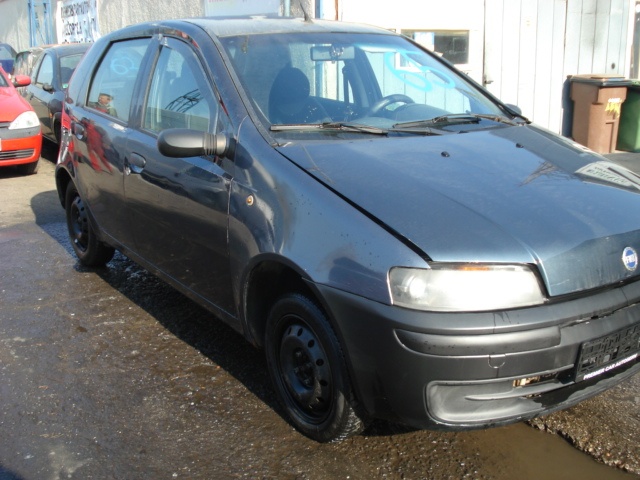 Dezmembrez Fiat Punto 2002 HATCHBACK 1.2