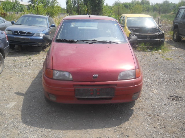 Dezmembrez Fiat Punto an 1998