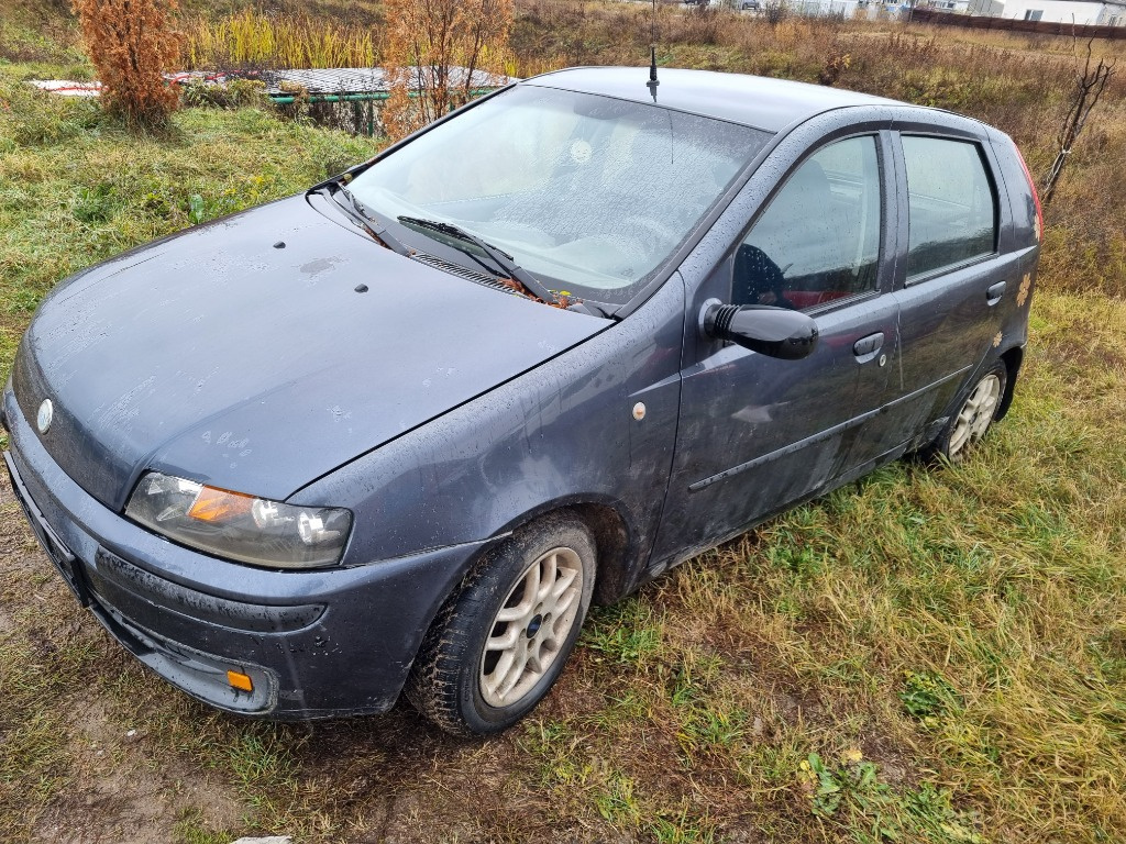 Dezmembrez Fiat Punto din 2000 2001 2002