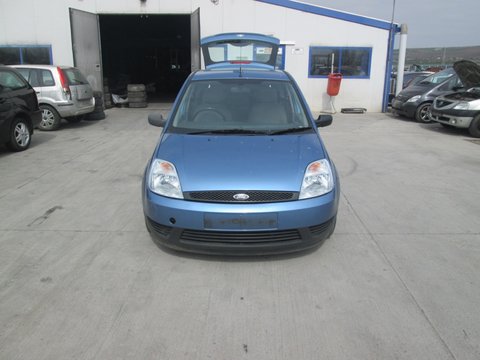 Dezmembrez ford fiesta 1.3i din 2004