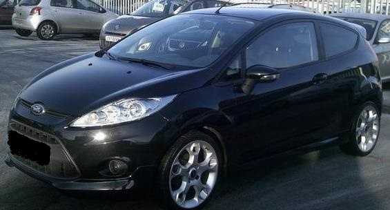 Dezmembrez Ford Fiesta , 1.4 benzina, din 2010