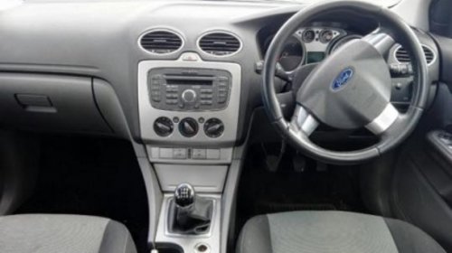 Dezmembrez ford focus 2 1.6d 2010