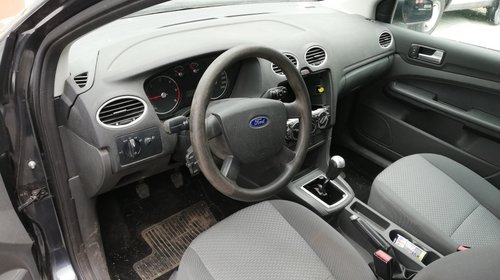 Dezmembrez Ford Focus 2 combi 1.6 Tdci 9