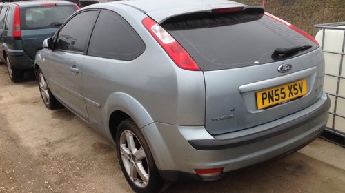 Dezmembrez Ford focus 2 din 2005 2.0 ben