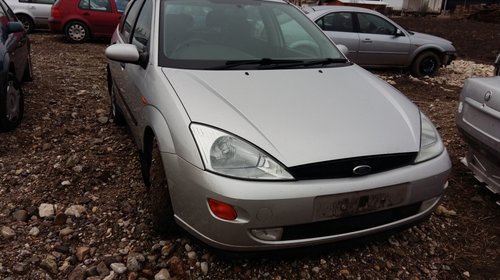 Dezmembrez Ford Focus,2001,1.8 diesel,66