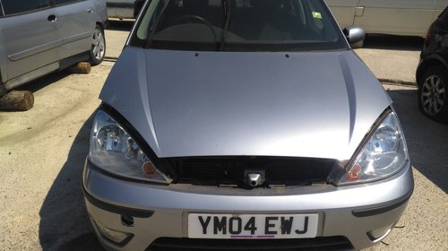 Dezmembrez Ford Focus , 2005