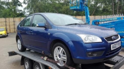 Dezmembrez ford focus 2007 1.6tdci