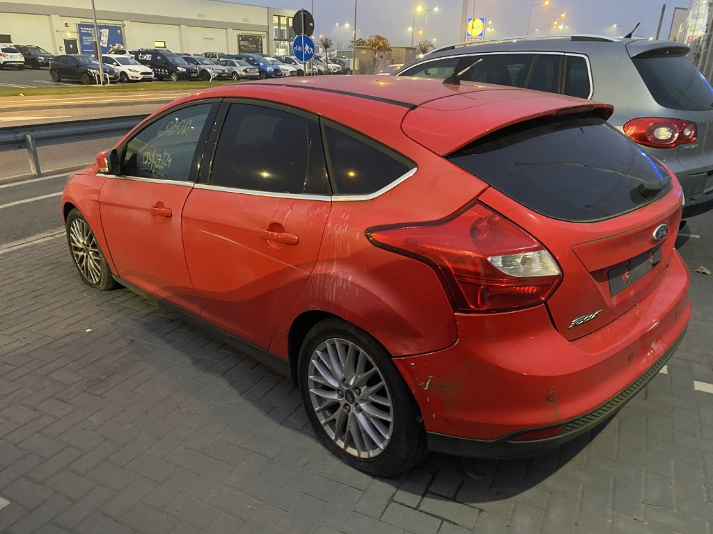 Dezmembrez Ford Focus 3 1.6 TDCI 2013, T