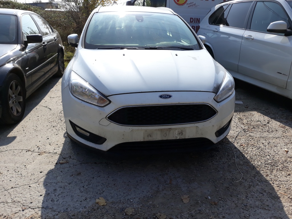 Dezmembrez Ford Focus 3