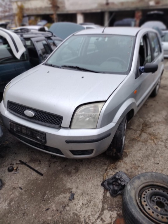 Dezmembrez Ford Fusion,an fabricatie 2003,1.4 TDCI,tip motor F6JA,50kw/68cp