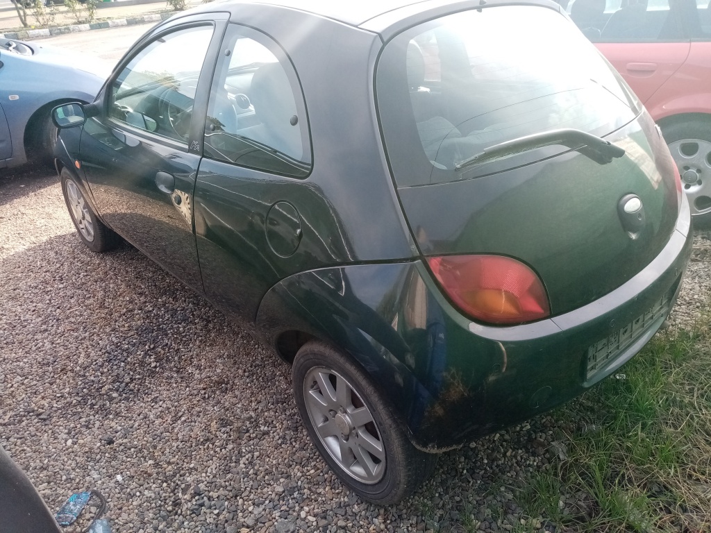 Dezmembrez Ford Ka 1.3 benzina