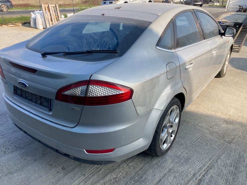 Dezmembrez Ford Mondeo 4 2007 Limuzina 2