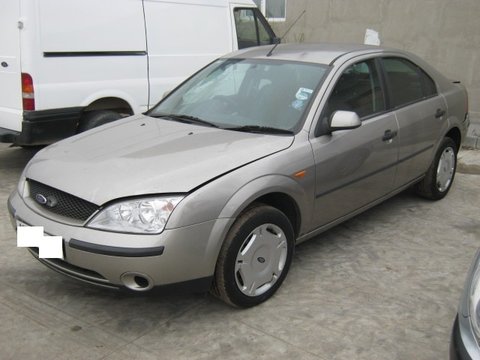 Dezmembrez Ford Mondeo din 2002, 2.0b