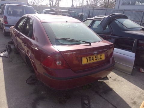 Dezmembrez Ford Mondeo MK 3 hatchback