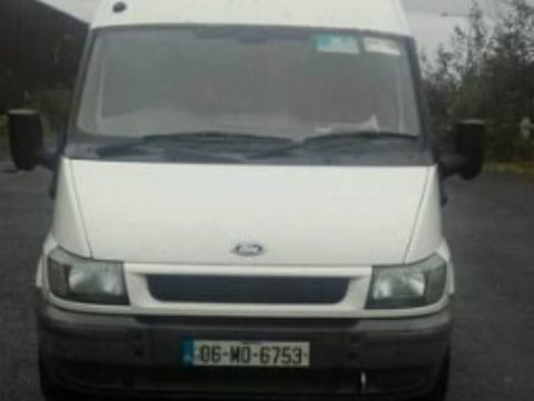 Dezmembrez Ford Transit 2.4 tddi,tractiune spate,pompa 004