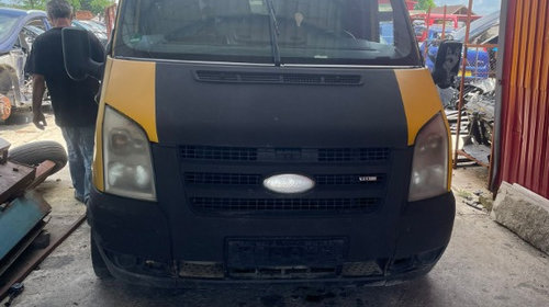 Dezmembrez ford transit 2008 2.2d 5 trep