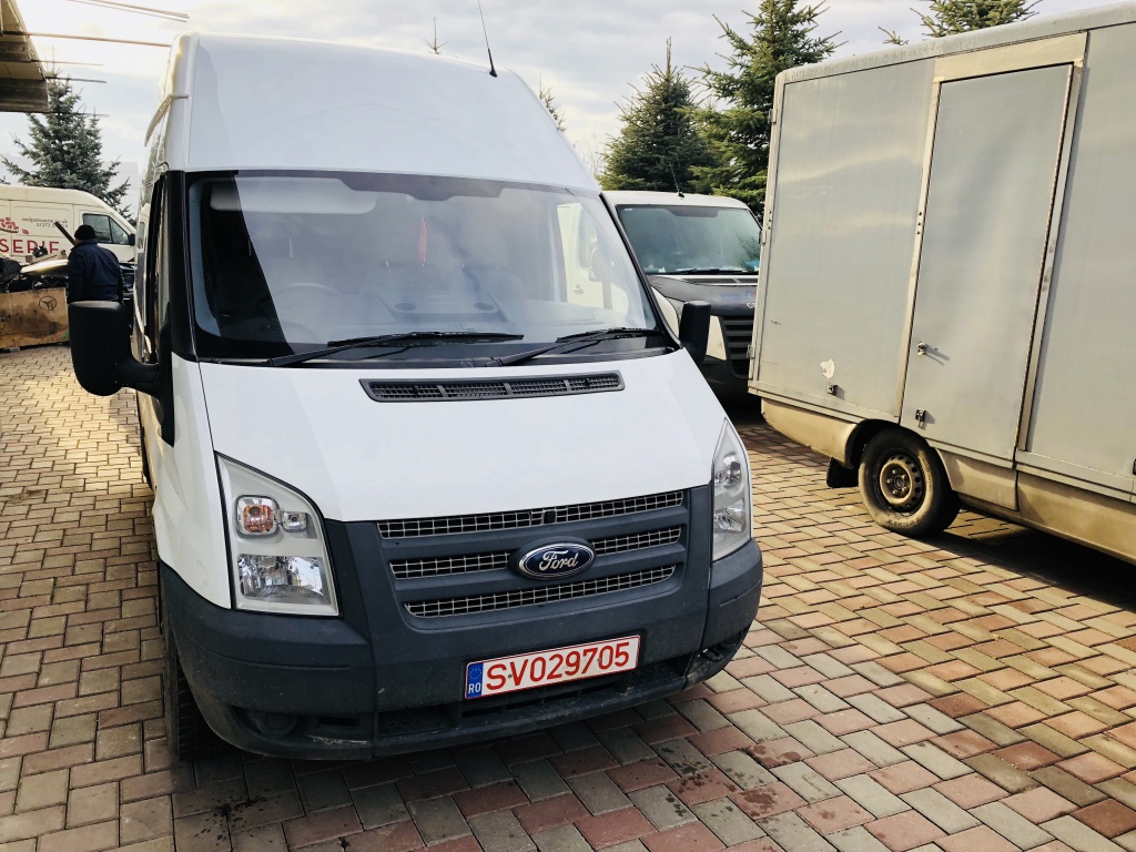 Dezmembrez Ford Transit 2200cm an 2013