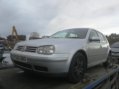 Dezmembrez Golf 4 1.9 diesel 2002