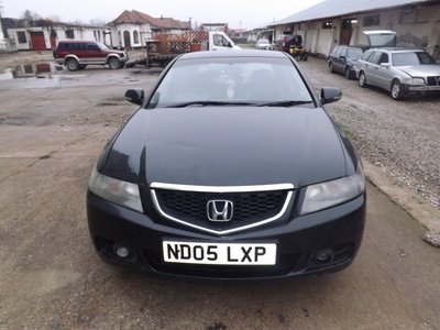 Dezmembrez Honda Accord 2005 berlina 2.2