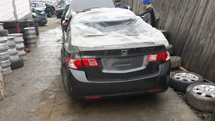 Dezmembrez Honda Accord an 2012 motor 2.2
