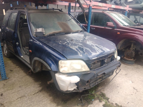 Dezmembrez Honda Cr v an 2000