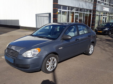 Dezmembrez hyundai accent 2006 Piese originale de calitate !