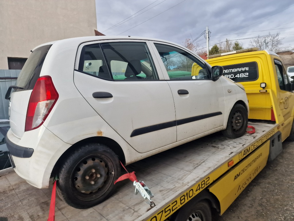 Dezmembrez Hyundai I10 an 2009 motor 1.1