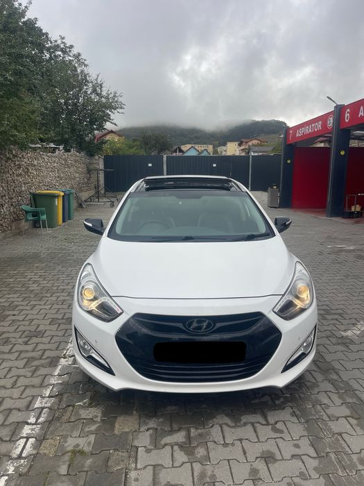 Dezmembrez hyundai i40 1.7 crdi