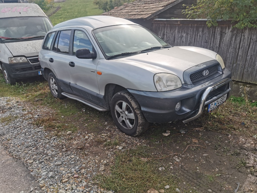 Dezmembrez hyundai santa fe 2.0 crd 4x4, an 2005