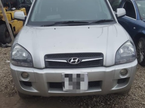 Dezmembrez Hyundai Tucson 2.0 CRDi an 2008