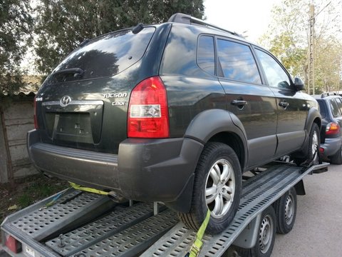 Dezmembrez Hyundai Tucson, an fabr. 2006, 2.0 CRDi , 4X4