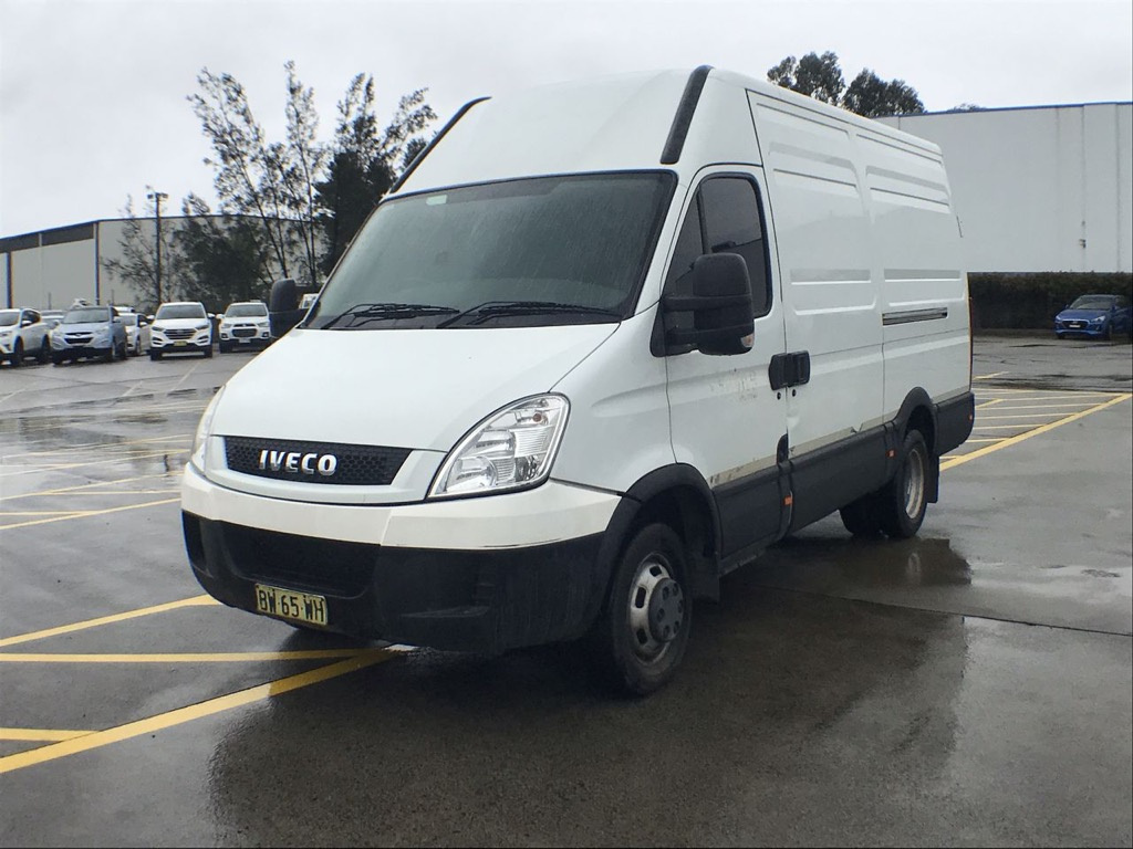 Dezmembrez iveco daily 2.3/ 3.0 hpi, piese iveco daily dublu