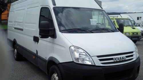 Dezmembrez Iveco Daily 2009 2.3 diesel 2