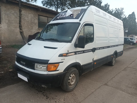 Dezmembrez Iveco DAILY 3 1997 - 2007 40 C 13 8140.43S ( CP: 125, KW: 92, CCM: 2798 ) Motorina