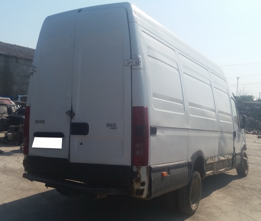 Dezmembrez IVECO DAILY, an fabr. 2000, 2