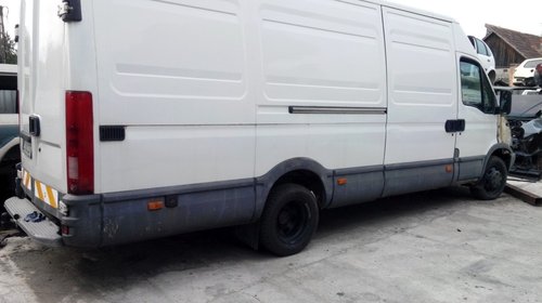 Dezmembrez Iveco Daily III 2.3