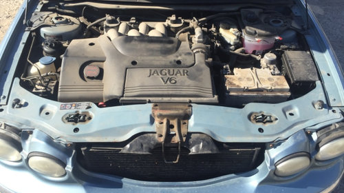 Dezmembrez Jaguar X-Type 2005