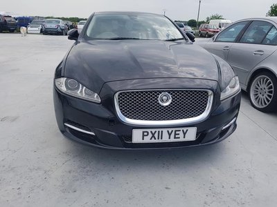 Dezmembrez Jaguar XJ LONG 2012 3.0 D