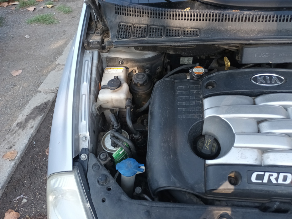 Dezmembrez Kia CARNIVAL (VQ) 2006 - 2014