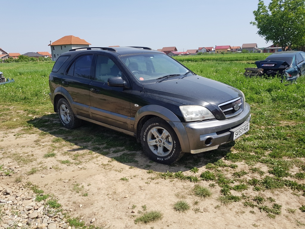 Dezmembrez Kia Sorento 2004 Suv 2.5