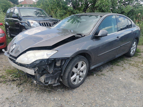 Dezmembrez Laguna 3 1.5 dci an 2009 in Cluj