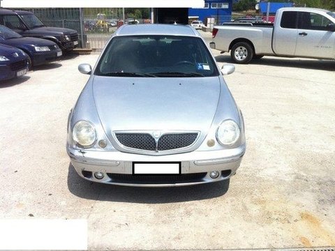 Dezmembrez Lancia Lybra 1 9jtd An 2003