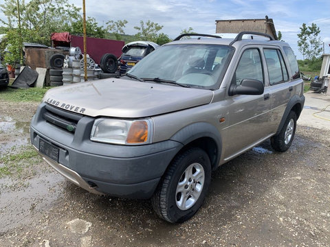 Dezmembrez land rover freelander 2.0 diesel