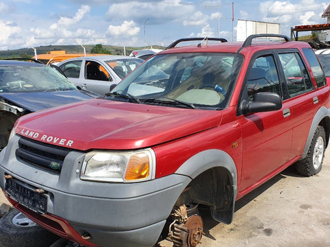 Dezmembrez Land Rover Freelander 2001 1.8 benzina