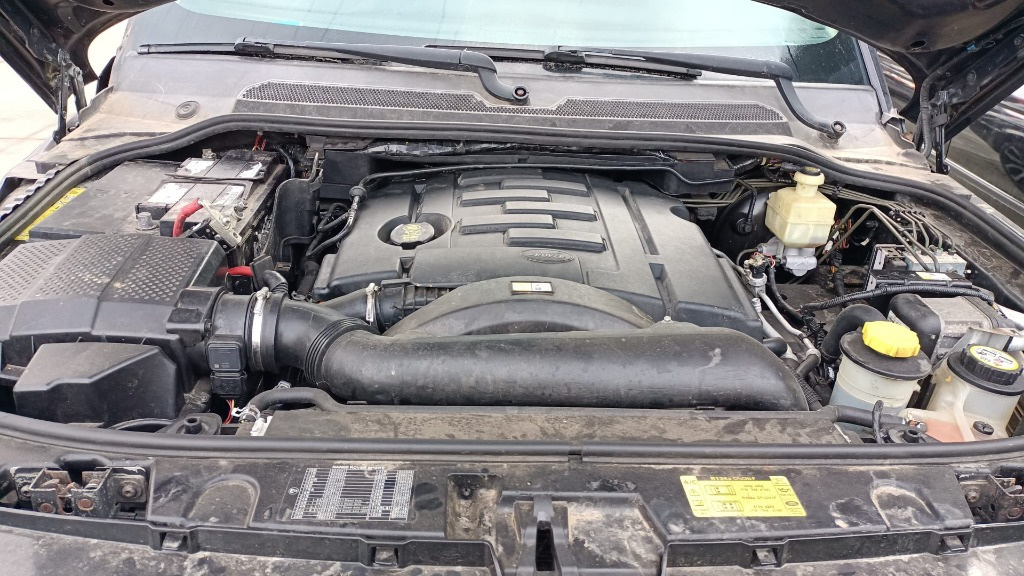Dezmembrez Land Rover Range Rover Sport 