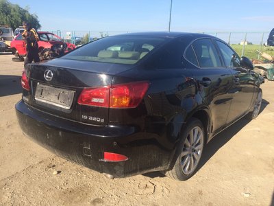 Dezmembrez Lexus Is220 diesel din 2006, tip ZAD-FH