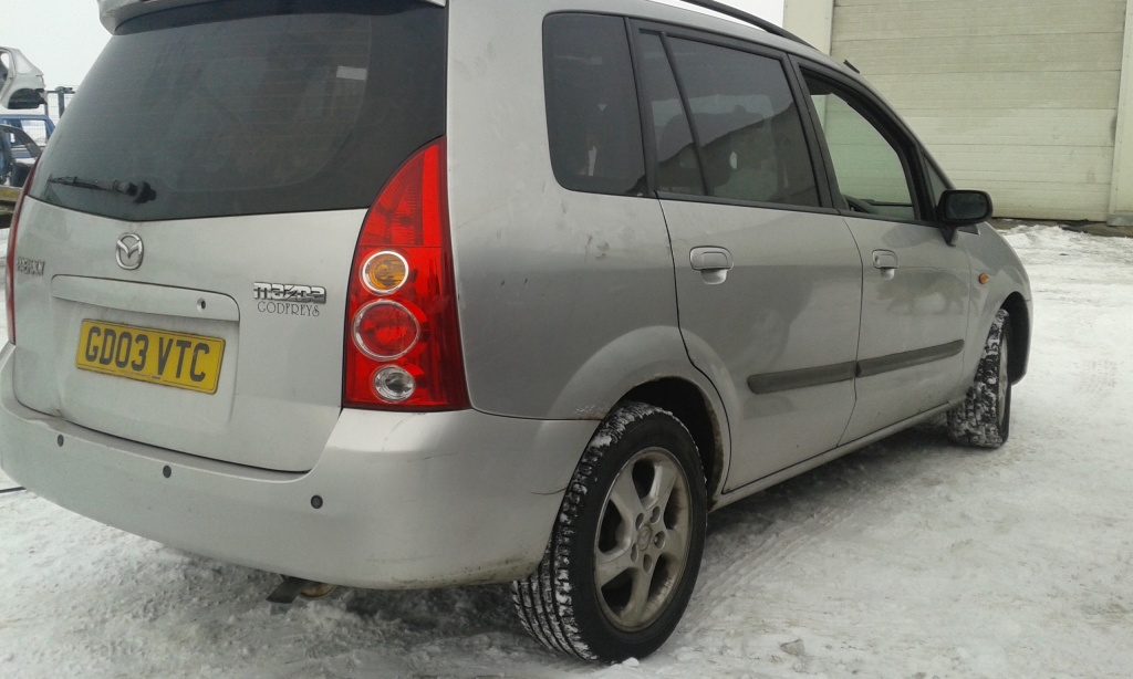 Dezmembrez Mazda Premacy din 2003, 2.0 b