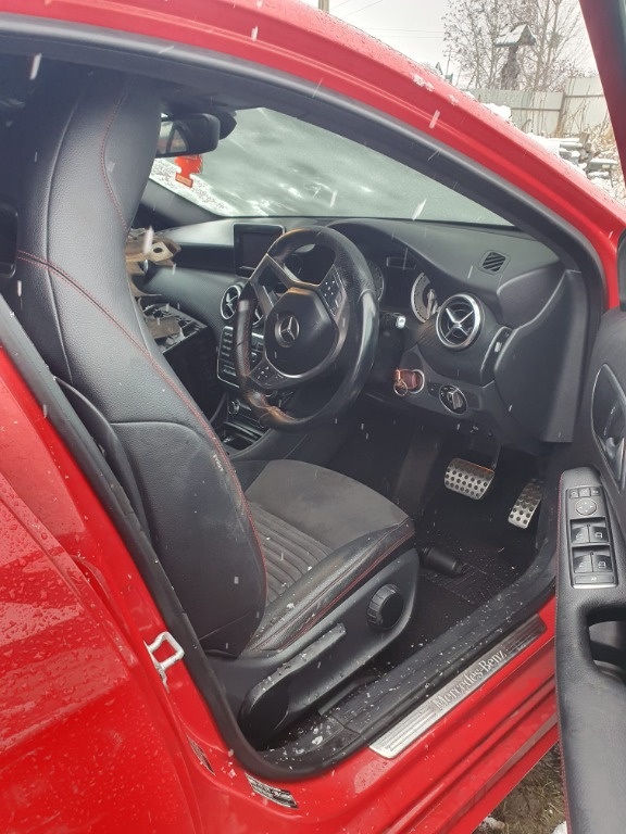 Dezmembrez Mercedes A Class A200 W176 BL