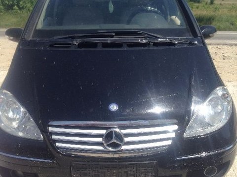 Dezmembrez mercedes benz A180 2005 2.0 d