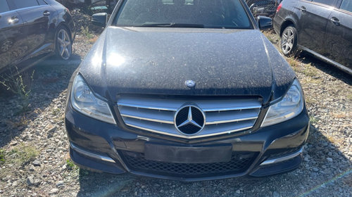 Dezmembrez Mercedes-Benz C W204 facelift